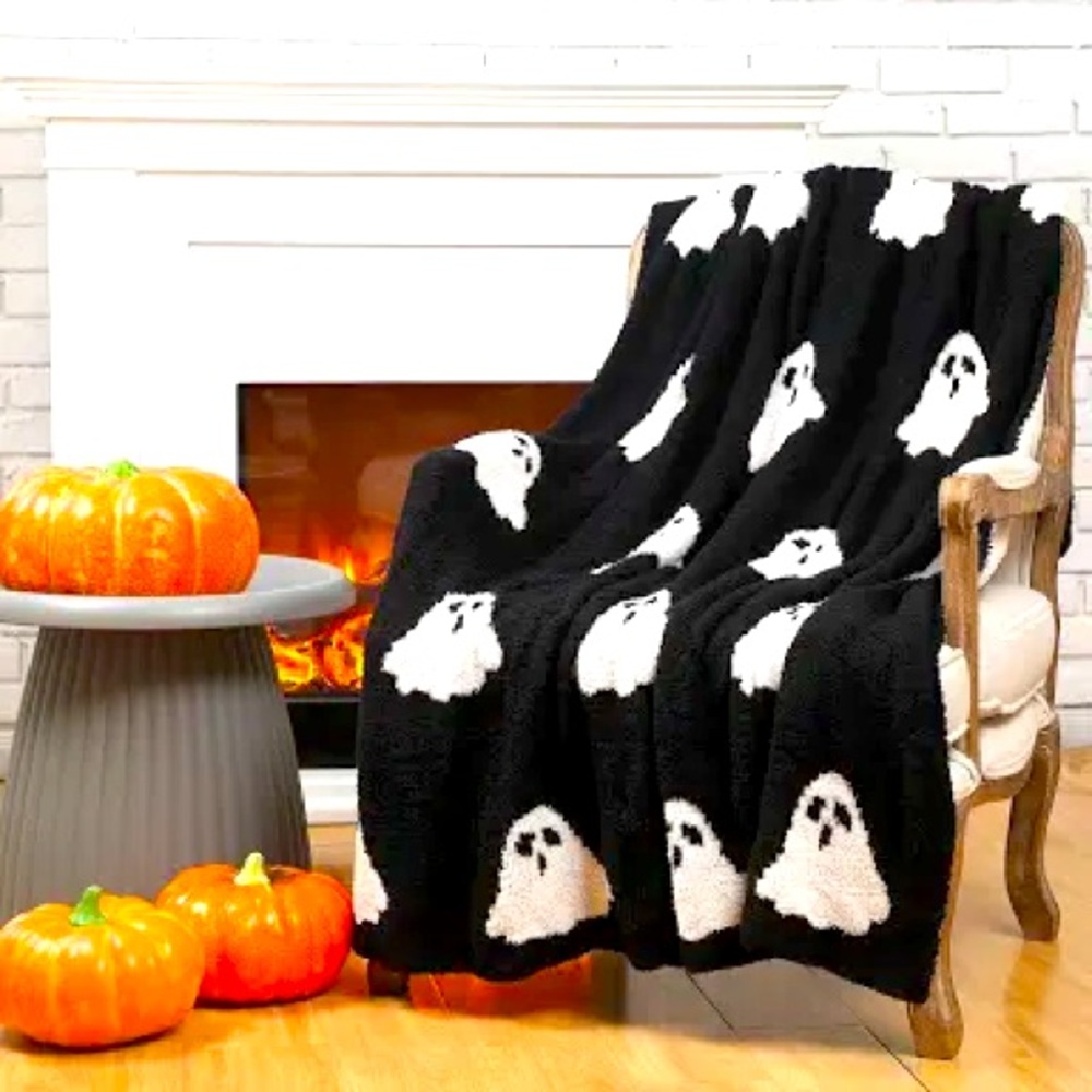 50 x 60'' Halloween Ghost Throw Blanket Microfiber Blanket Black/White